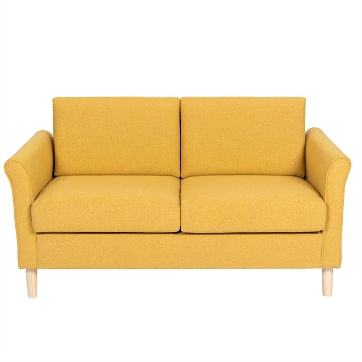 Modern stoppad tygsoffa